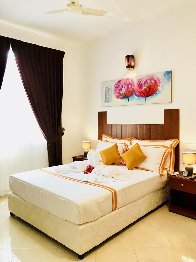 Ceylon Pearlwing Resort Negombo Exterior foto